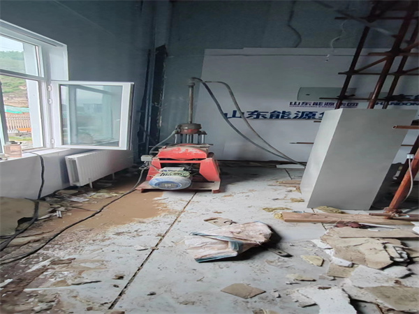 汝南地基基础下沉墙体裂缝加固注浆顶升施工